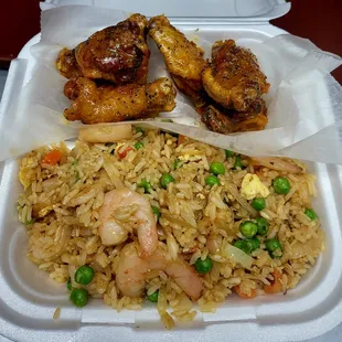 fried rice with shrimp and peas