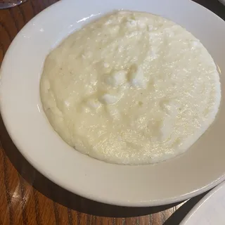 Cheesy Parmesan Carolina Grits