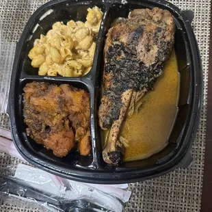 Lemon pepper turkey leg with Mac and cheese and yams