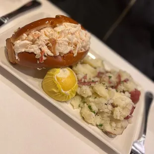 Maine Lobster Roll Sandwich
