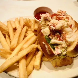 Maine Lobster Roll Sandwich