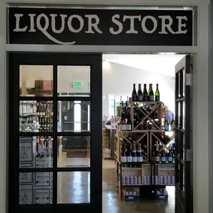 Entrance Liquor Store