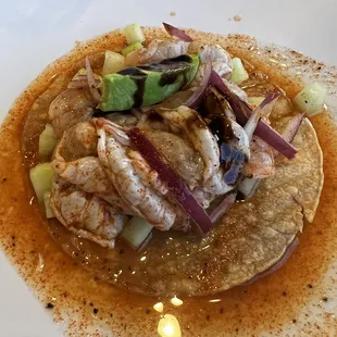 Tostada de Aguachile Rojo