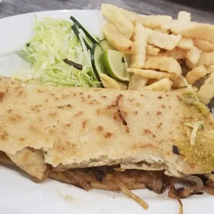 Chicken Quesadilla de Maiz