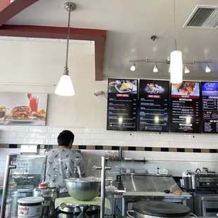 Great crêpes &amp; paninis menu