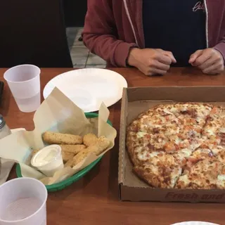 Mozzarella Cheese Sticks (6 pcs)
