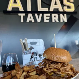 Woodford burger &amp; fries