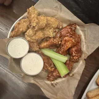 12 Traditional Wings (to go)