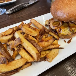 Bourbon Barrel BURGER to go
