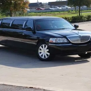 Airport transfer, car service, limo service in la, limousine service in la, limo service in los angeles, ca limousine service