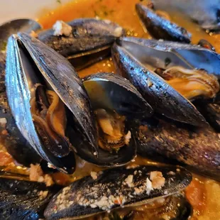 Broke out of my box.  MUSSELS. Flavorful but gritty. Drove me nuts.