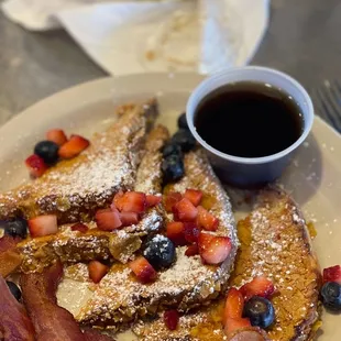 Hawaiian French Toast and bacon.