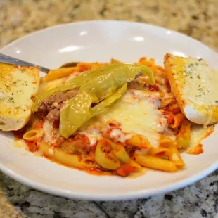 Fra Diablo - Spicy Sausage, Grilled Chicken, Banana Peppers, Penna Pasta, Mozzarella, Vodka Sauce, Stuffed Banana Pepper