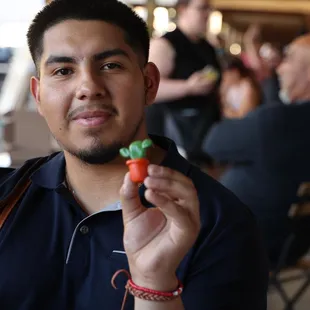 Paint &amp; Sip in Old Sacramento. Kombucha or tea paired with your craft on beautiful patio tables. Atrium Art Cafe &amp; Gallery - Paint &amp; Booch