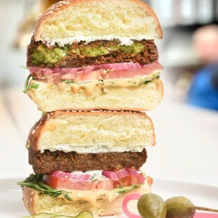VEGETARIAN FALAFEL BURGER