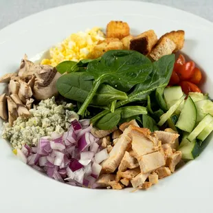 BYO Salads &amp; Sandwiches