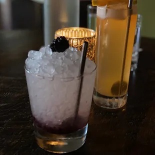 Bramble-blackberry, gin, lemon