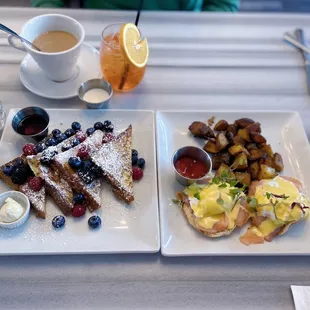 Eggs Benedict