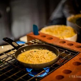 AOF&apos;S Gourmet Mac n Cheese