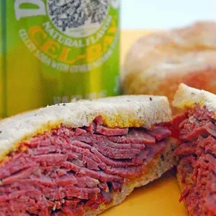 a corned beef sandwich cut in half