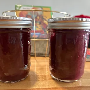 Blueberry seamoss gel this stuff is unbelievable. The best seamoss in town and it's pretty to look at.