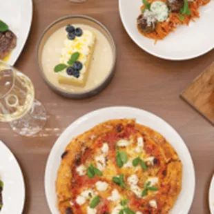 Pizza and wine