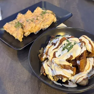 Patatas and pan con tomate  @davideatsdc