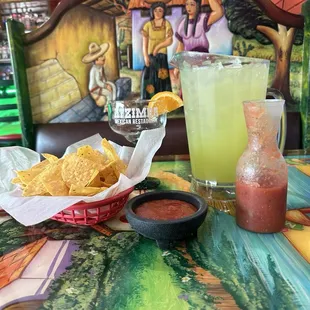 Pitcher of regular margs and chips.