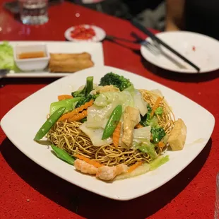 Crispy Seafood Noodles