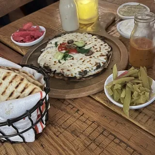 - Kafta w/ Jebne Bi Ajin