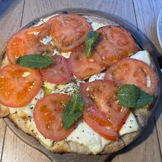 - Halloumi Manouche
