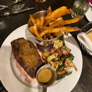 Babette steak, fries and mixed vegetables