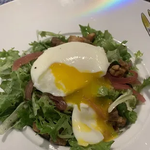 Salad Lyonnaise