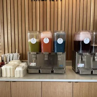 Beverages/Straws/Napkin/To-Go Containers