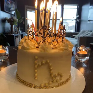 Lemon Capricorn themed cake
