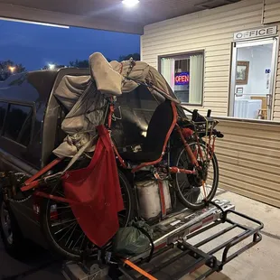 Exterior: checking into Auburn Inn with owner/manager Shawn