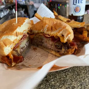 Western burg ALL GREAT.