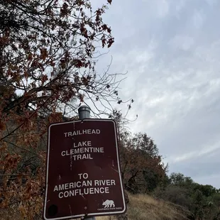 Lake Clementine Trail