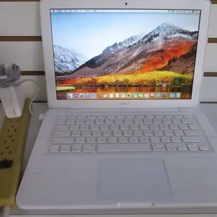 Got a screaming deal on this MacBook.