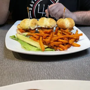 Buffalo chicken sliders
