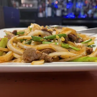 Mongolian Style Spicy Beef And Scallion
