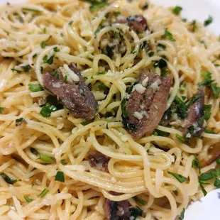 Pasta with Aglio Olio Sauce (with anchovies by request)