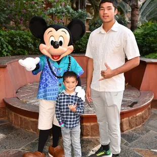 Brothers and Mickey;)