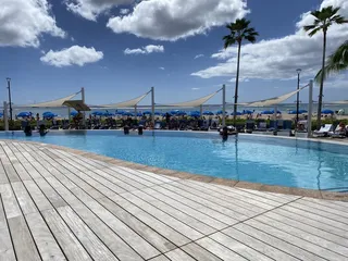 Hale Koa Pool