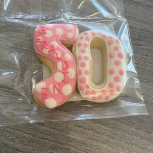 Maggie at Aunt Abby's is a fantastic manager! Great customer service! Delicious cookies, adorable and great customer service. Win! Win!