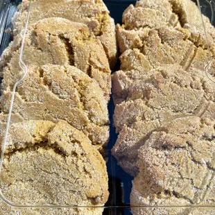 Gluten-Free Vegan Cracked Ginger Cookies! Honestly the absolute best cookie!