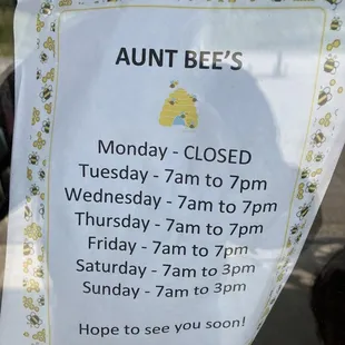 a close up of a closed sign