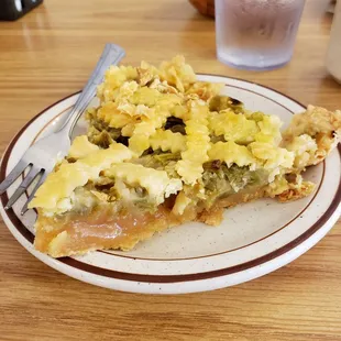 strawberry rhubarb pie