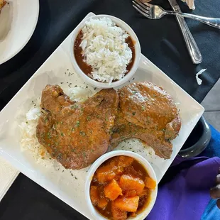 food, chicken wings and fried chicken