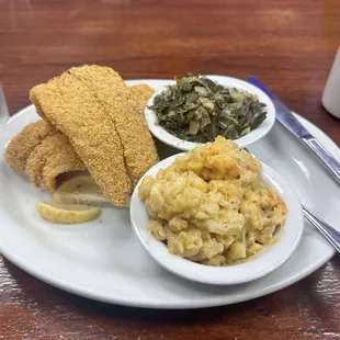 Basa fish Mac and cheese and greens